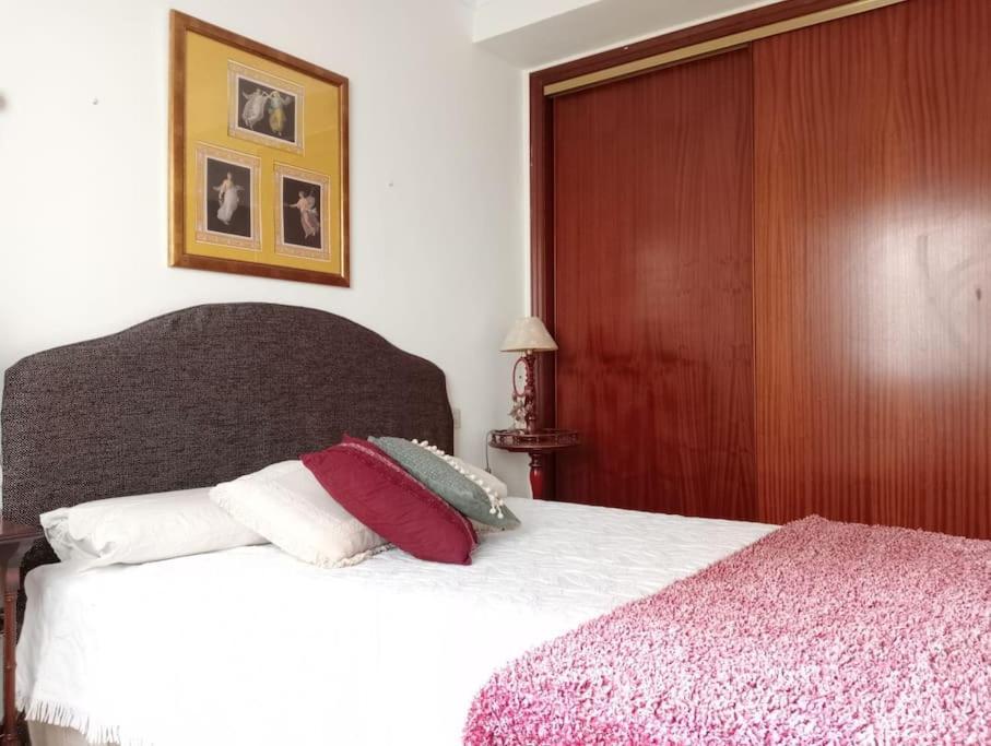 Atico Con Terraza En El Centro De Vigo Lägenhet Exteriör bild
